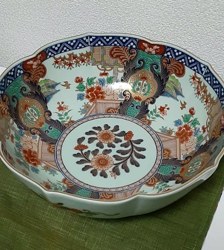 美品☘️有田焼 弥左衛門窯 金彩染錦☘️元禄みやび 輪花大鉢 26.5cm