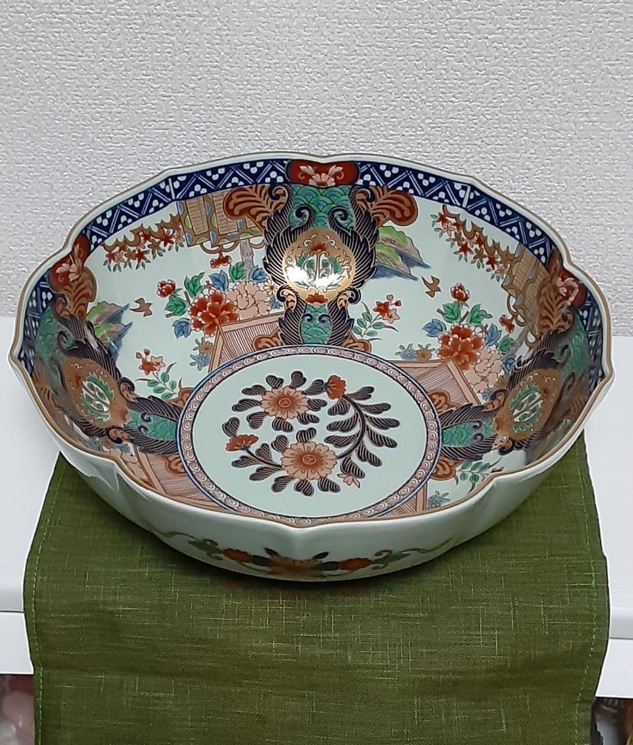 美品☘️有田焼 弥左衛門窯 金彩染錦☘️元禄みやび 輪花大鉢 26.5cm