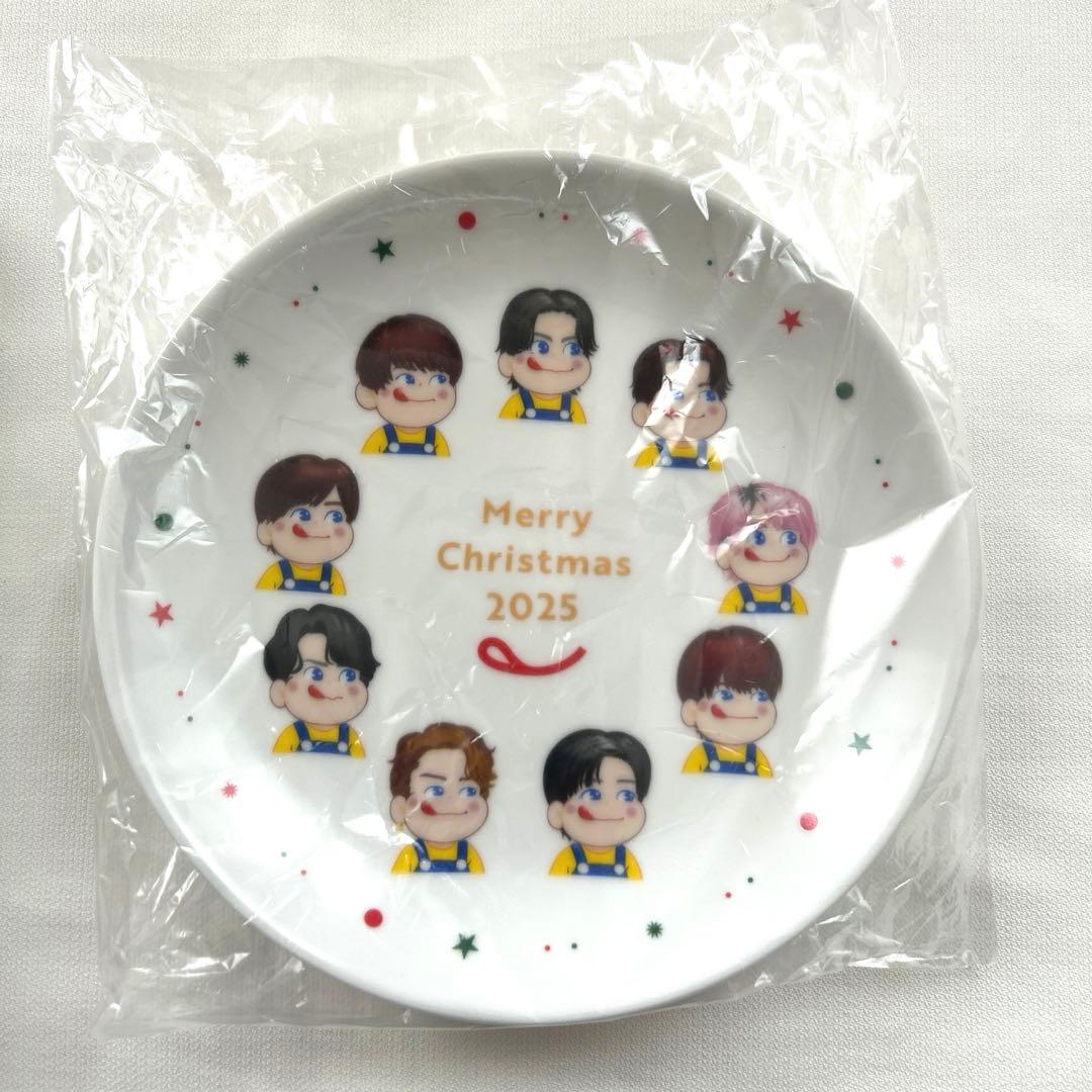 SnowMan×不二家 2025 クリスマスプレート おまけつき - メルカリ