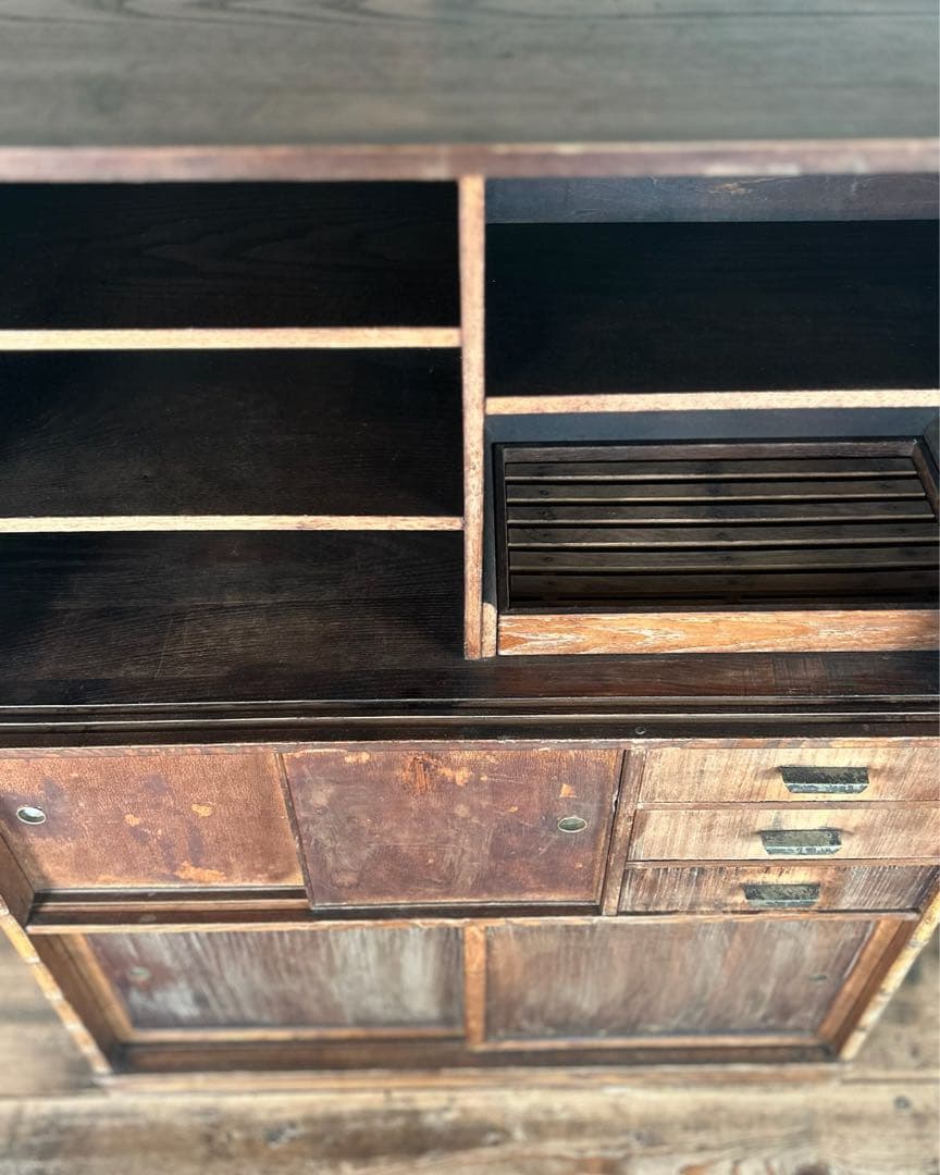 昭和初期 古家具 木製収納棚 食器棚 修理前 現状渡し リメイクベース