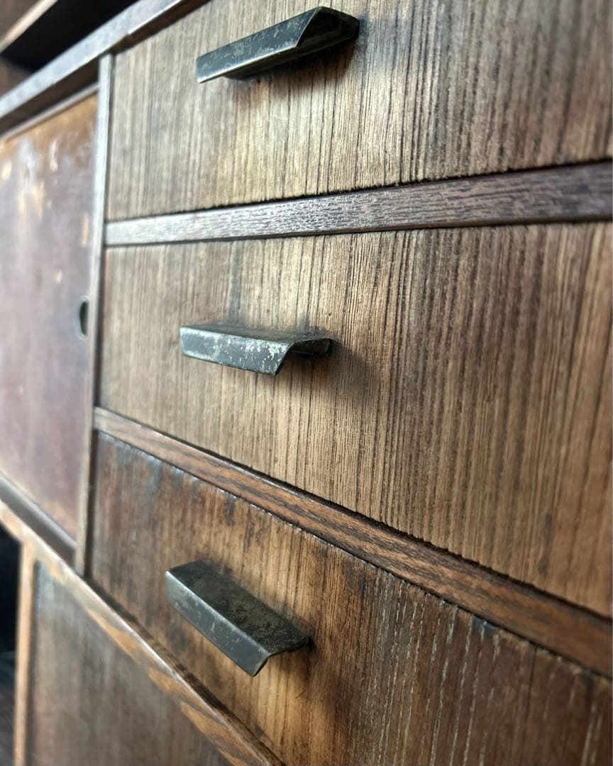 昭和初期 古家具 木製収納棚 食器棚 修理前 現状渡し リメイクベース