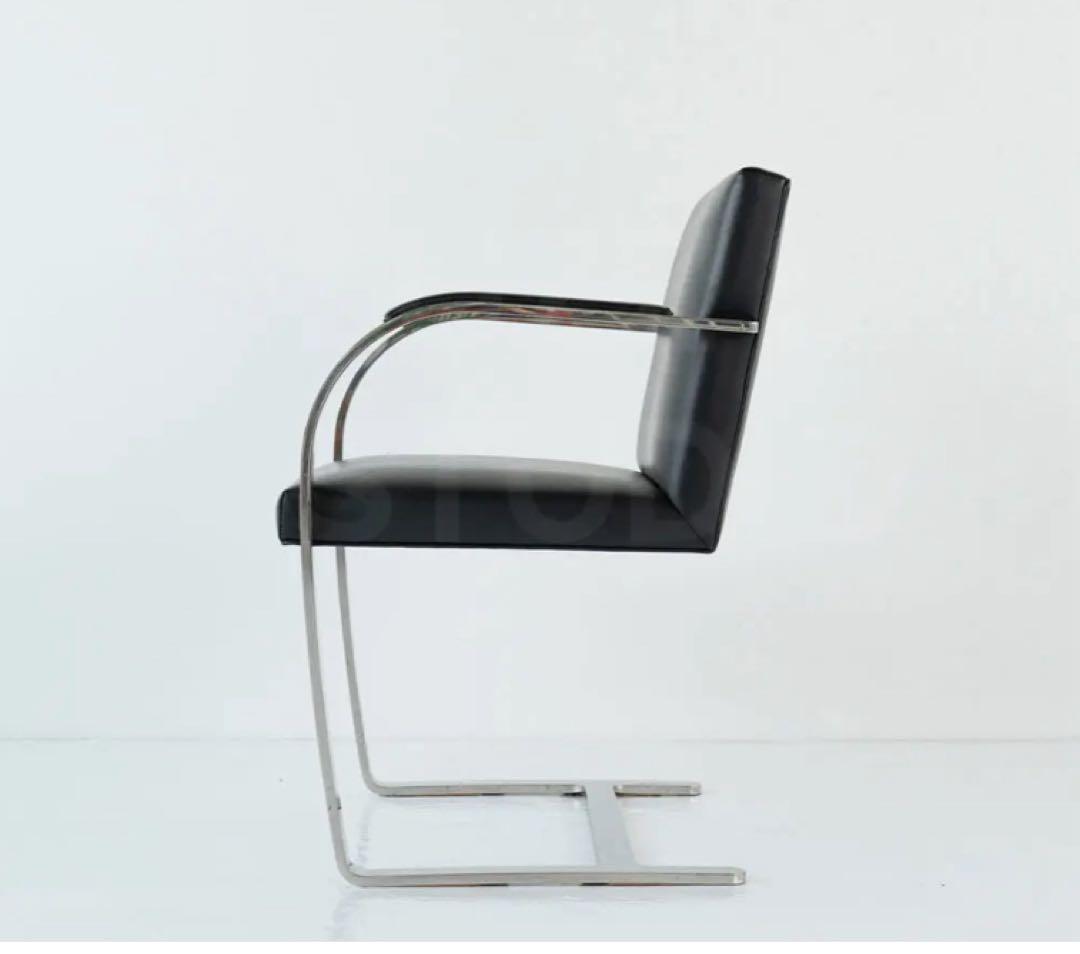 Knoll(ノル)社　ブルーノチェア　ミースファンデルローエアームパッド付チェア