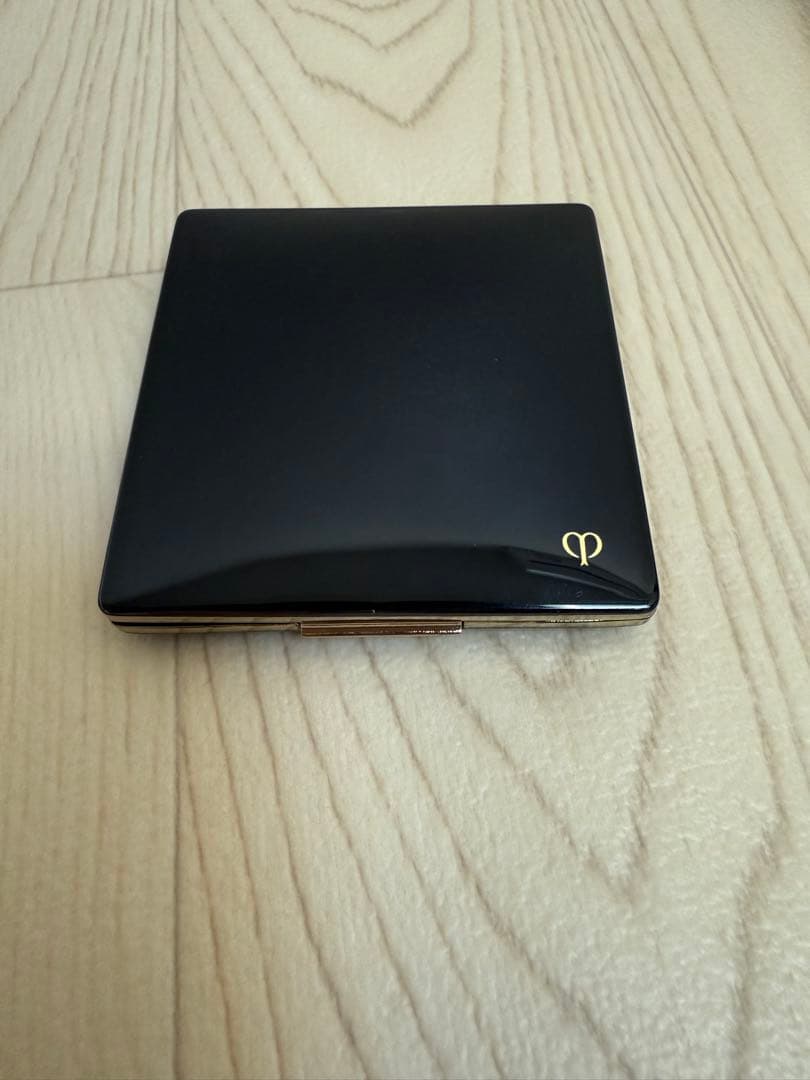 クレドポーボーテ　プードルコンパクトサンシエル　フェースパウダー　5g