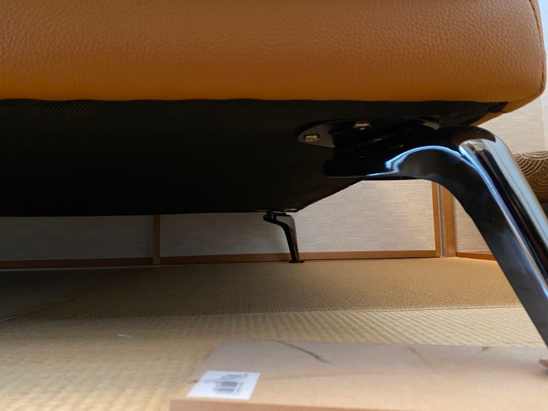 新品並　本革　2人掛けソファ　キャメル色