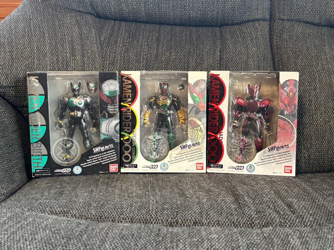 S.H.Figuarts 仮面ライダーオーズ　タトバ　タジャドル　バース