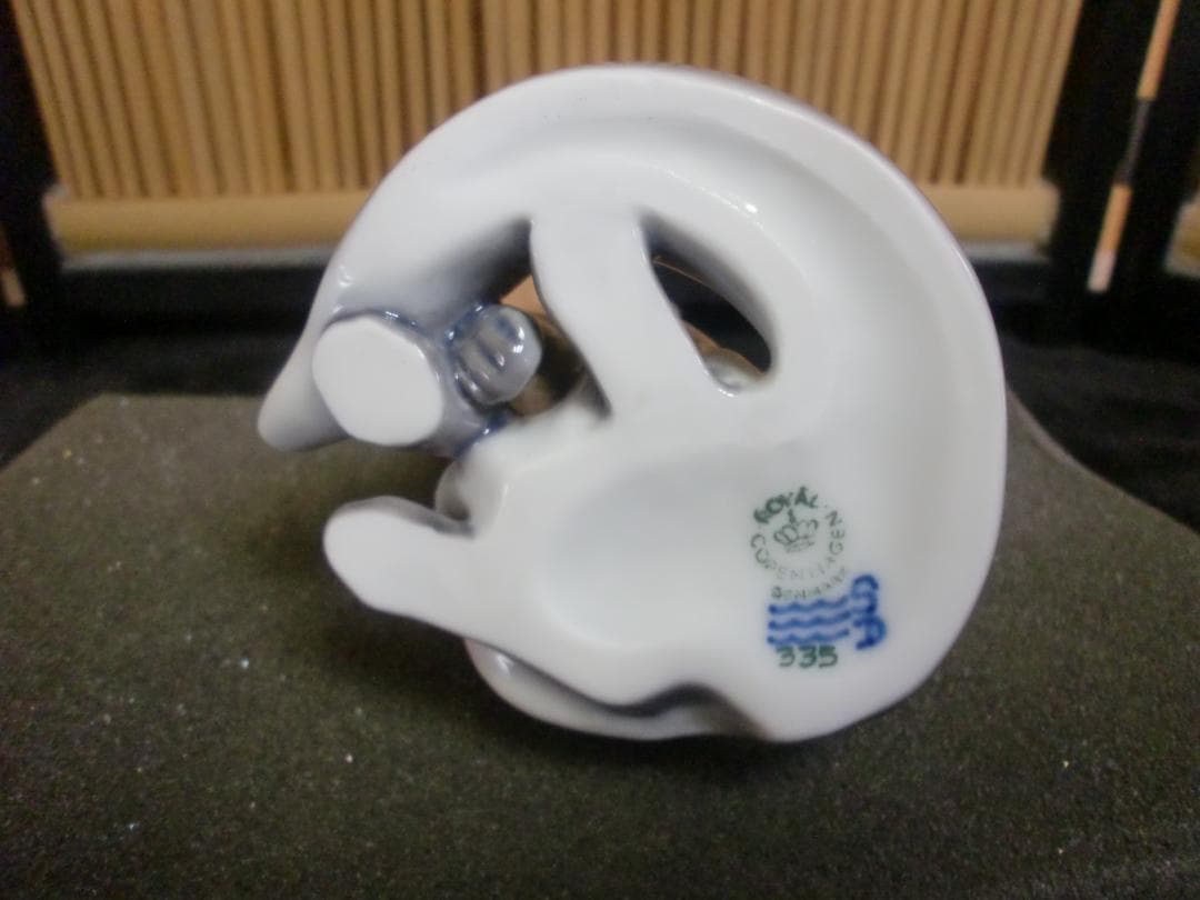 白*ま様 ロイヤルコペンハーゲン2006Fox year figure 　新品未