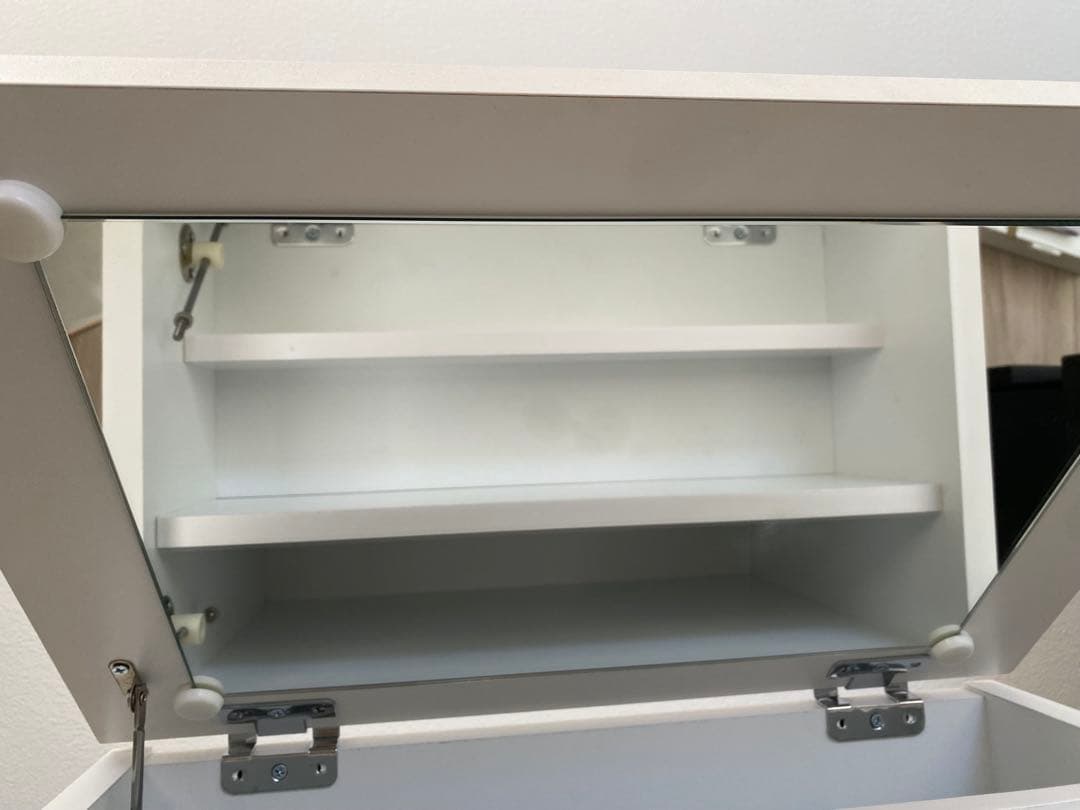 ホワイト ドレッサー ワゴン　鏡　ミラー　キャスター付