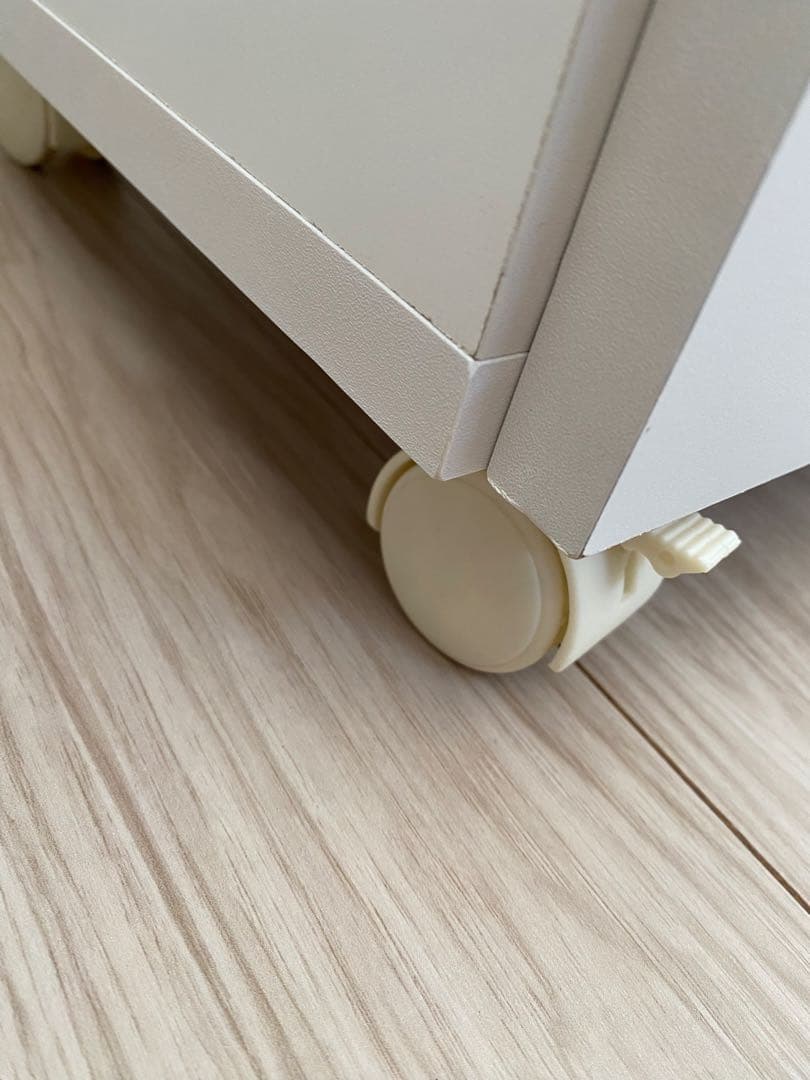 ホワイト ドレッサー ワゴン　鏡　ミラー　キャスター付