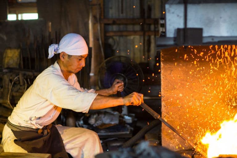備前長船刀匠川島一城　ペーパーナイフ　日本刀　鍛錬場