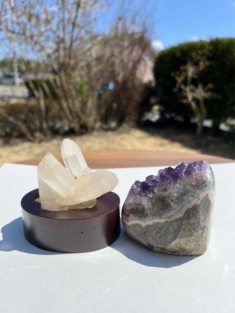 A771 アメジストドーム クラスター ウルグアイ産 と水晶クラスター