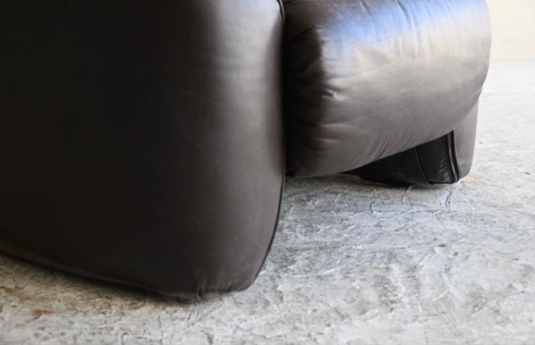 【高級】 本革 ブズネリ モダン ソファ ラウンジチェア パーソナルチェア