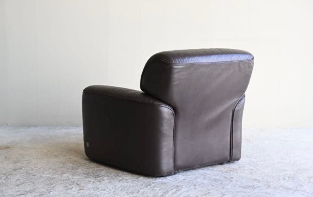 【高級】 本革 ブズネリ モダン ソファ ラウンジチェア パーソナルチェア
