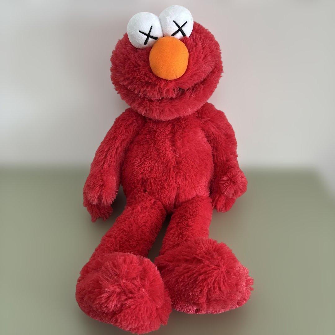 kaws UNIQLO ユニクロ スポンジボブ エルモ ビッグバード ぬいぐるみ