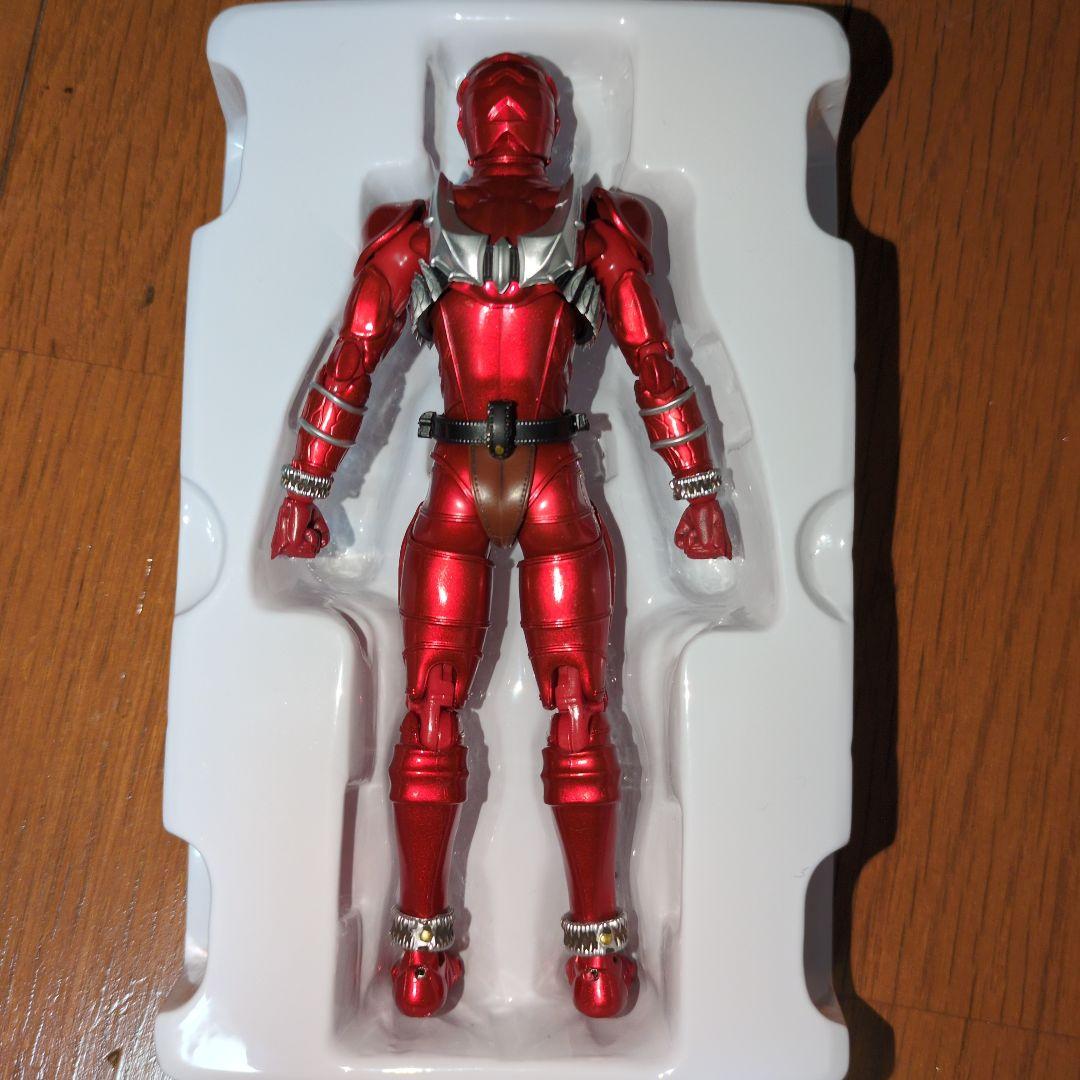 S.H.Figuarts 真骨彫製法 仮面ライダー響鬼紅