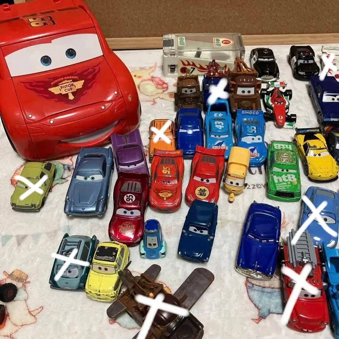 廃盤カーズ トミカ まとめ売り - メルカリ