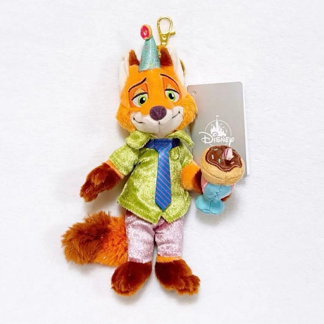 ディズニーストア ニック ニックワイルド ぬいぐるみキーホルダー 10TH