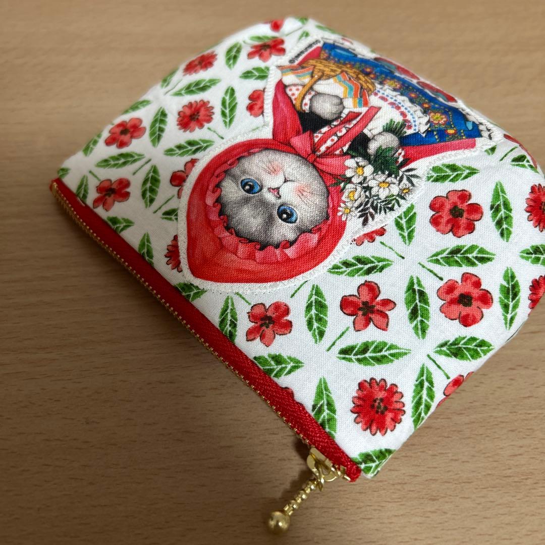 ハンドメイド　ころりんポーチ　コヤンイサムチョン☆赤ずきんルミちゃん☆