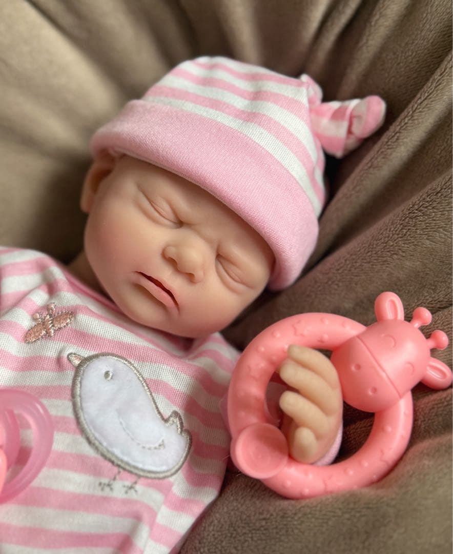 ★新品★リボーンドール フルシリコン可愛いぷるふにゃ女の子30cm