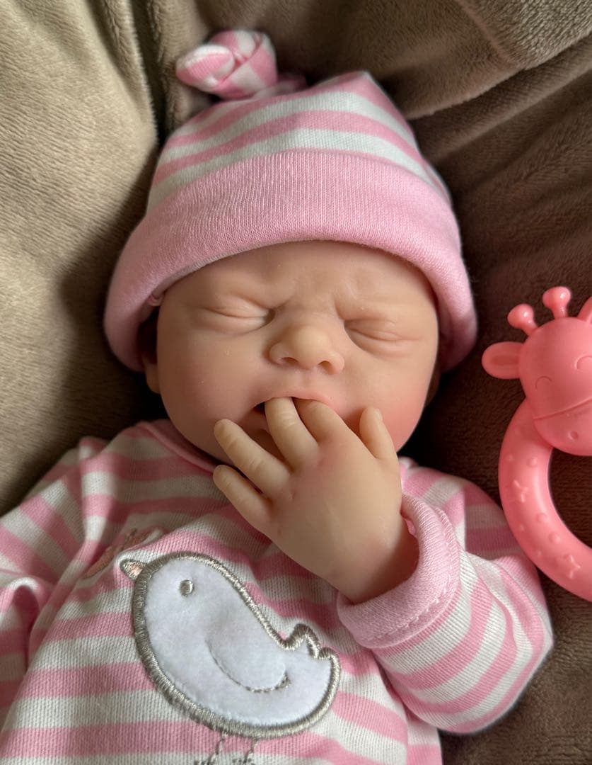 ★新品★リボーンドール フルシリコン可愛いぷるふにゃ女の子30cm