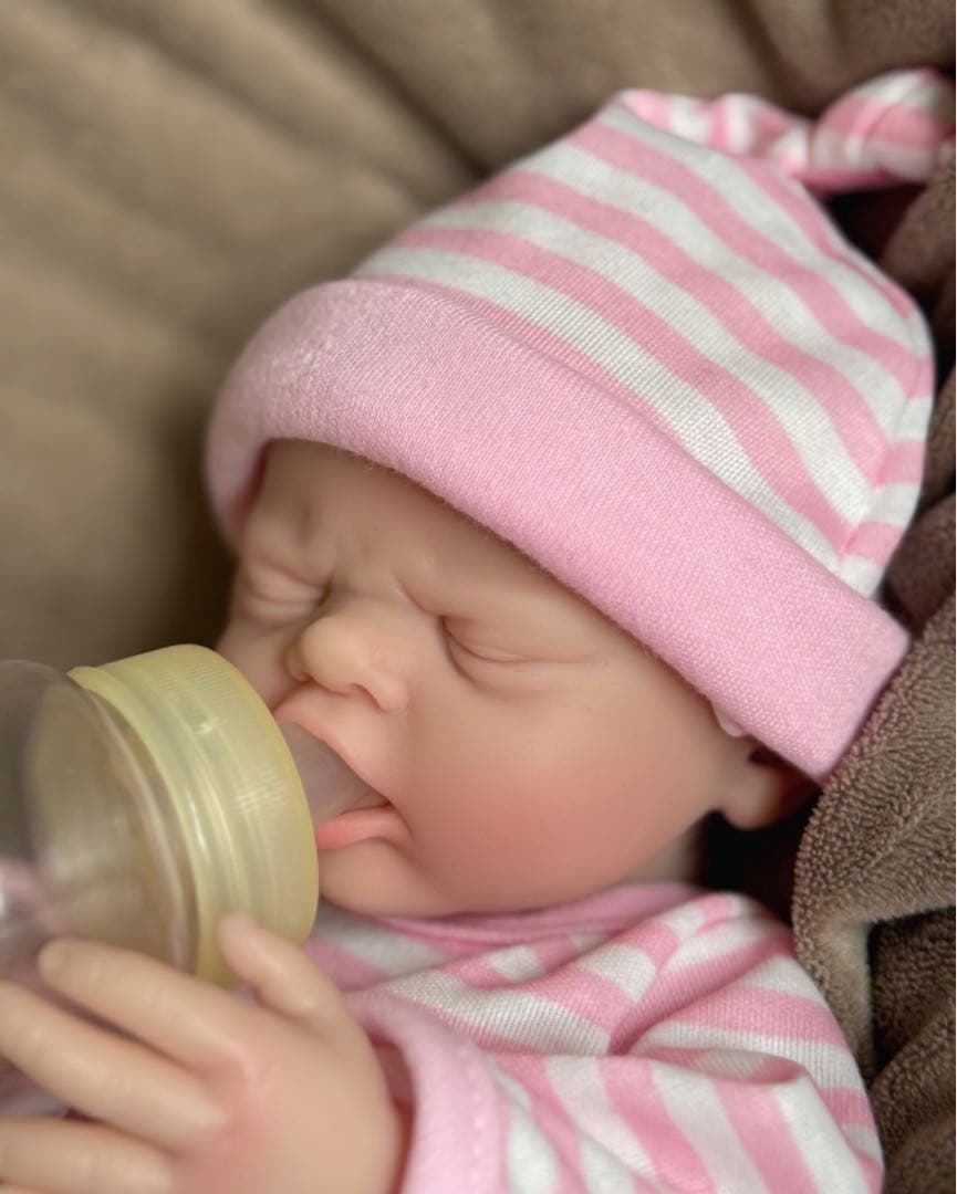 ★新品★リボーンドール フルシリコン可愛いぷるふにゃ女の子30cm