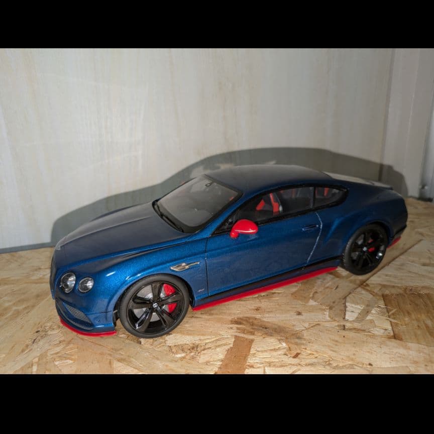 ベントレー ブラックエディション　コンチネンタル　GT 1/18