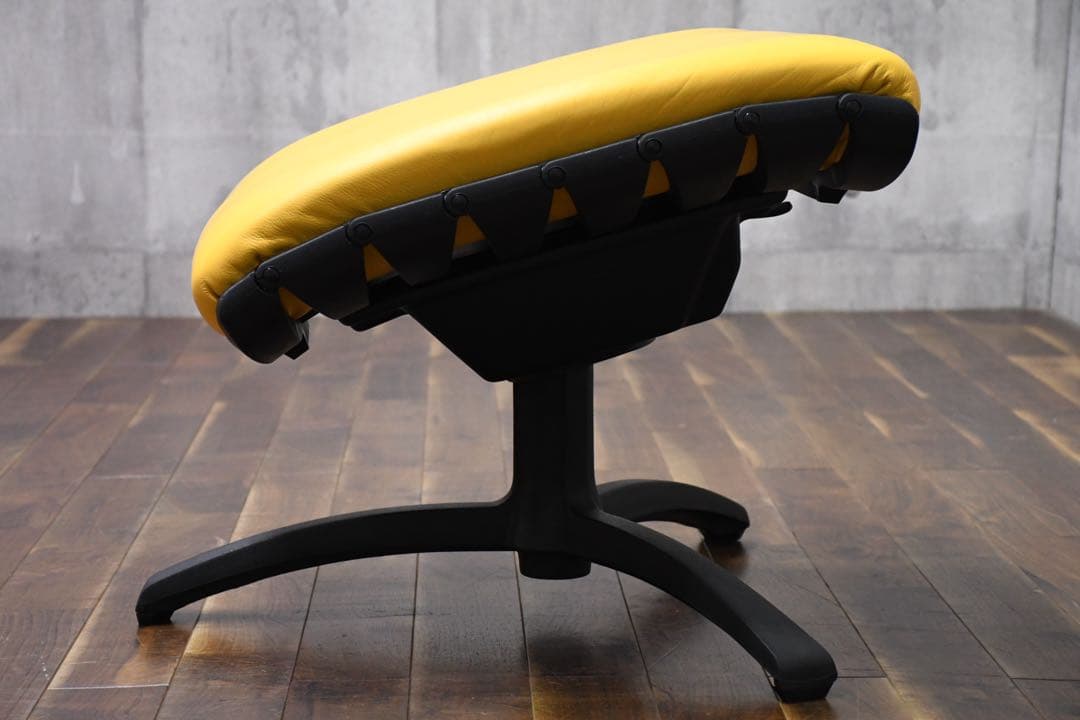 FAK40 美品 ポルトローナフラウ アントロポヴァリウス オットマン スツール