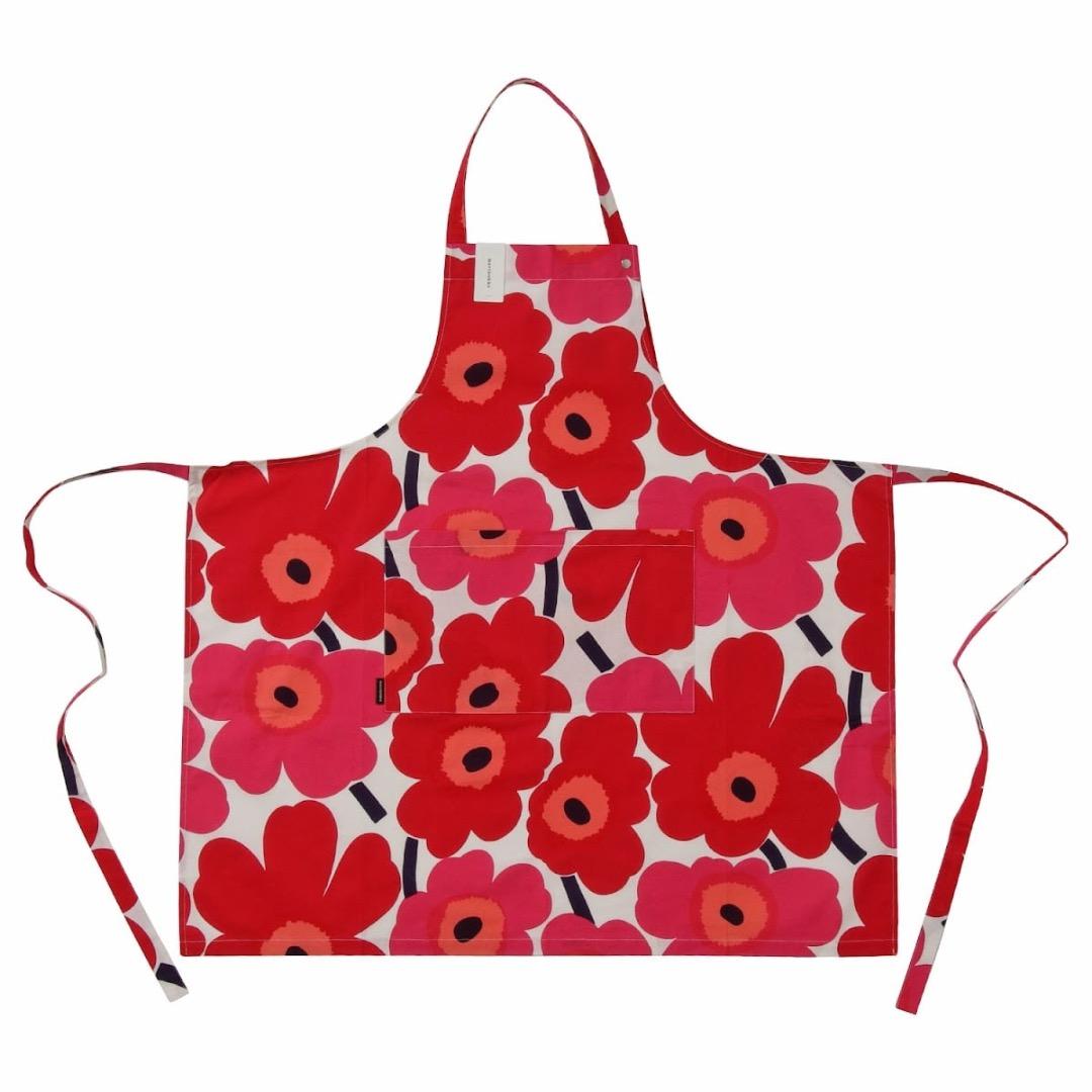 マリメッコ花柄エプロン赤