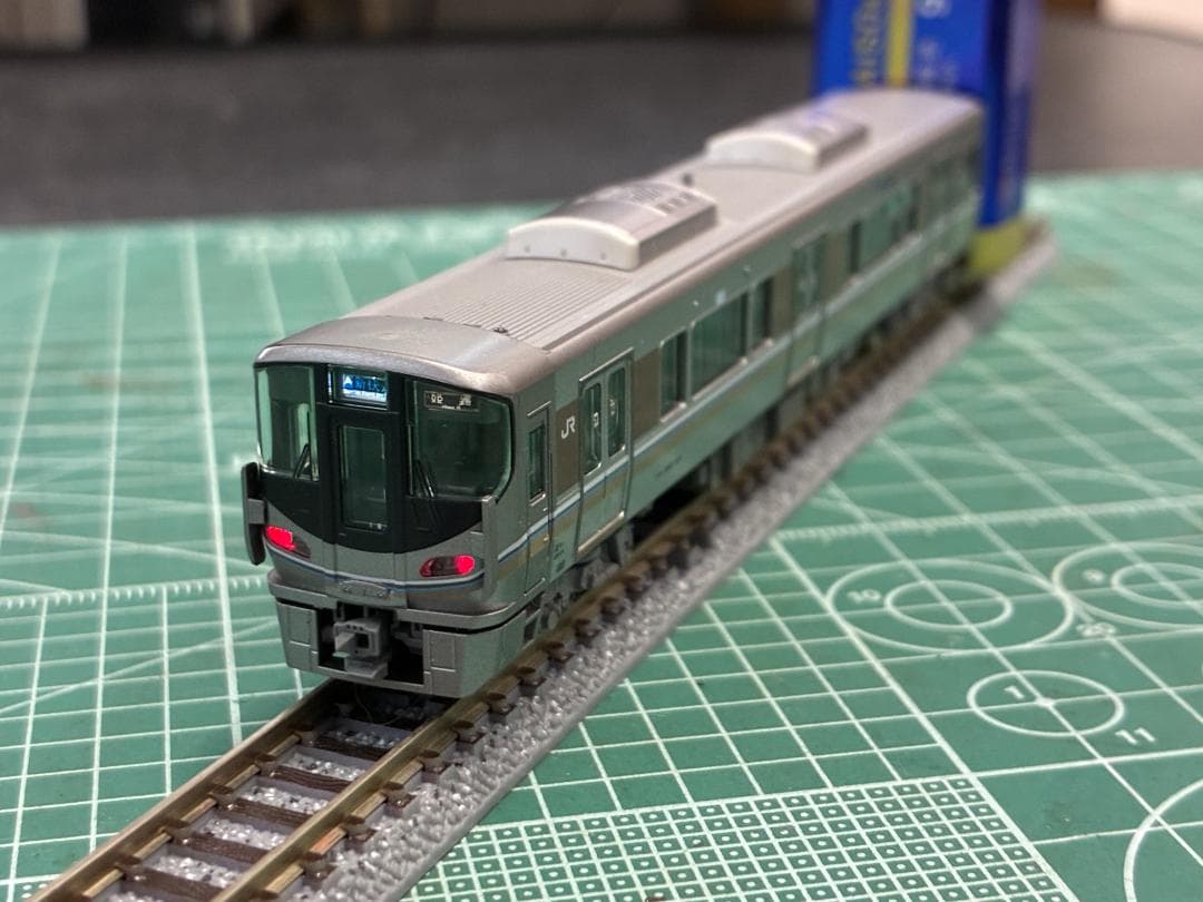 KATO10-1439 225系100番台新快速　8両セット