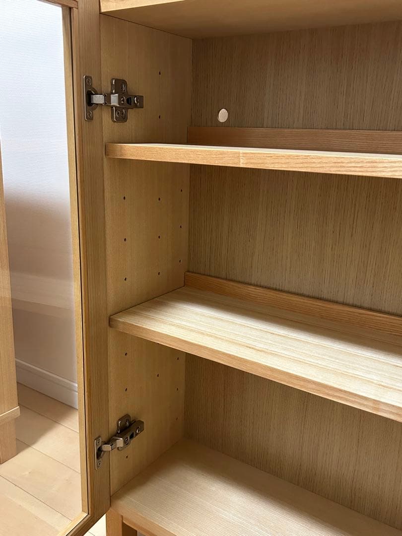 木製キャビネット　ガラス扉　オーク材　A