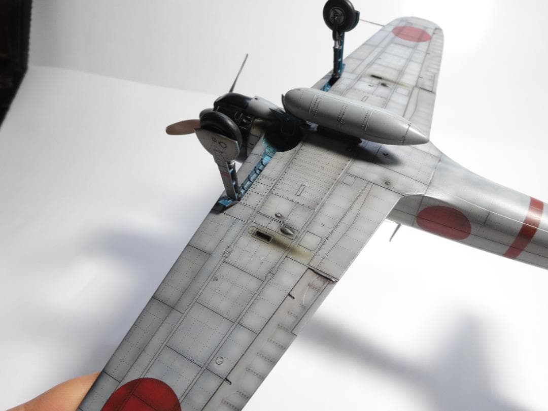 エデュアルド1/48日本海軍艦上戦闘機「零戦21型」完成品