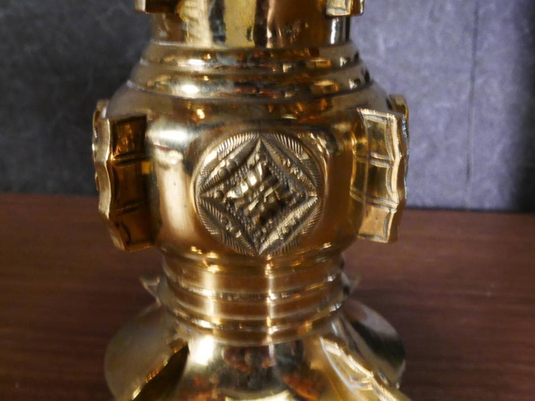 限定値下　収集品　国産真鍮仏具　花瓶　花立　セラミックコート付　4691