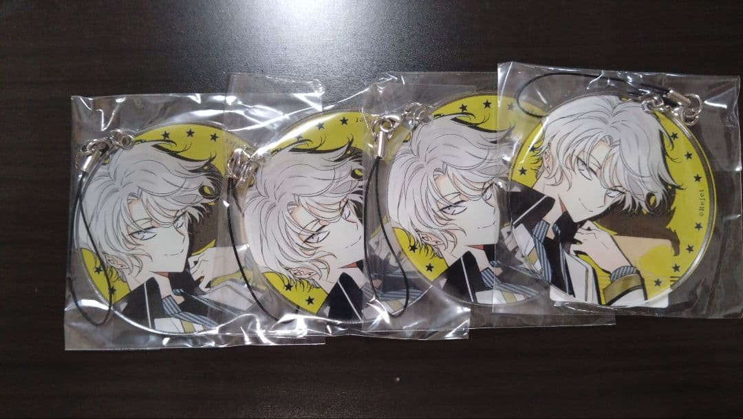 ディアヴォーカリスト ディアヴォ ヨシュア グッズまとめ売り - メルカリ