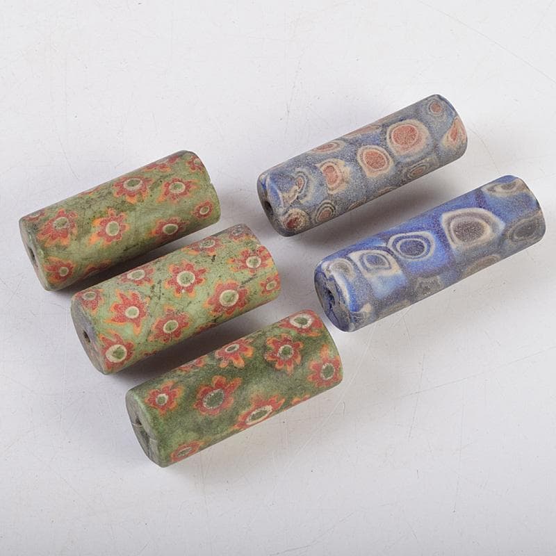 中国 古代ガラス 翡翠瑪瑙など とんぼ玉 10点まとめて M R9227