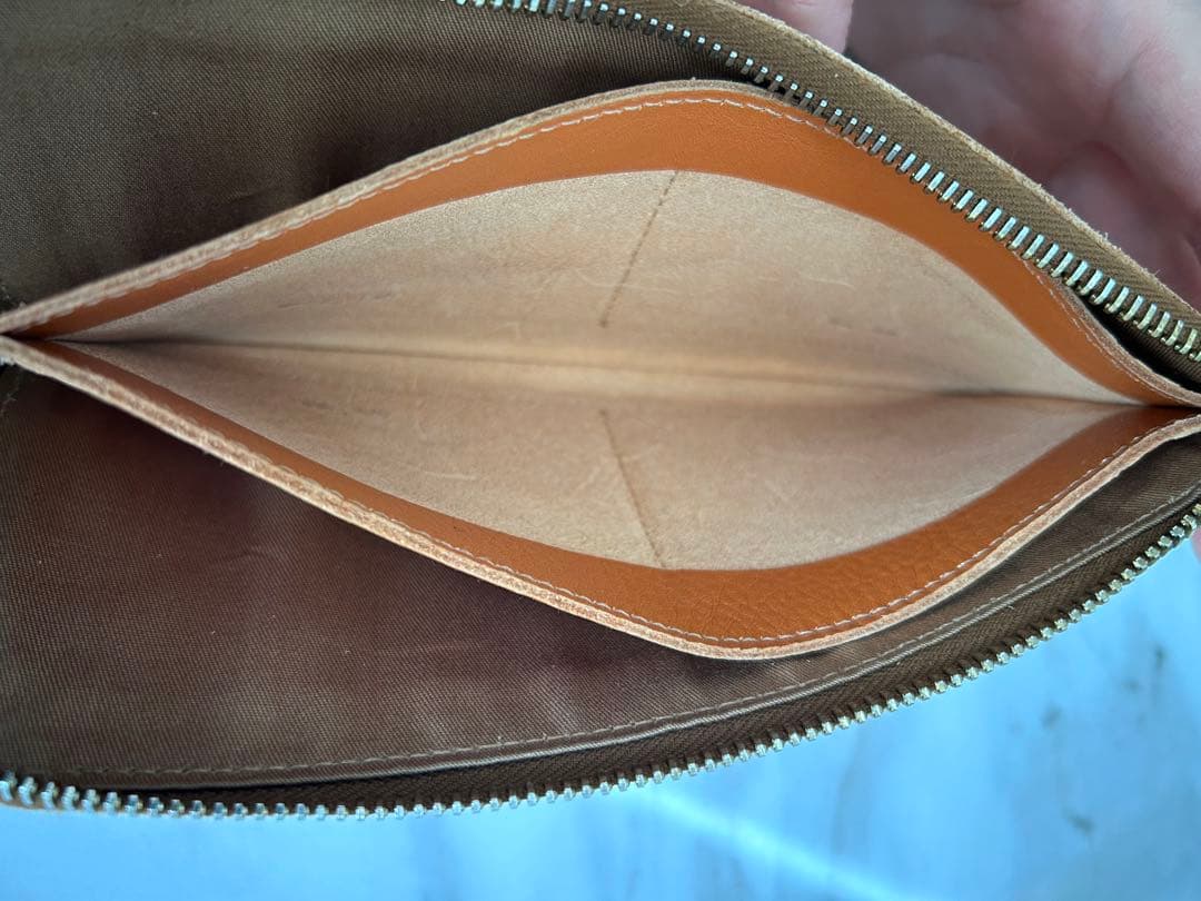 長財布 IL BISONTEイルビゾンテ　フラットレザーロングウォレット