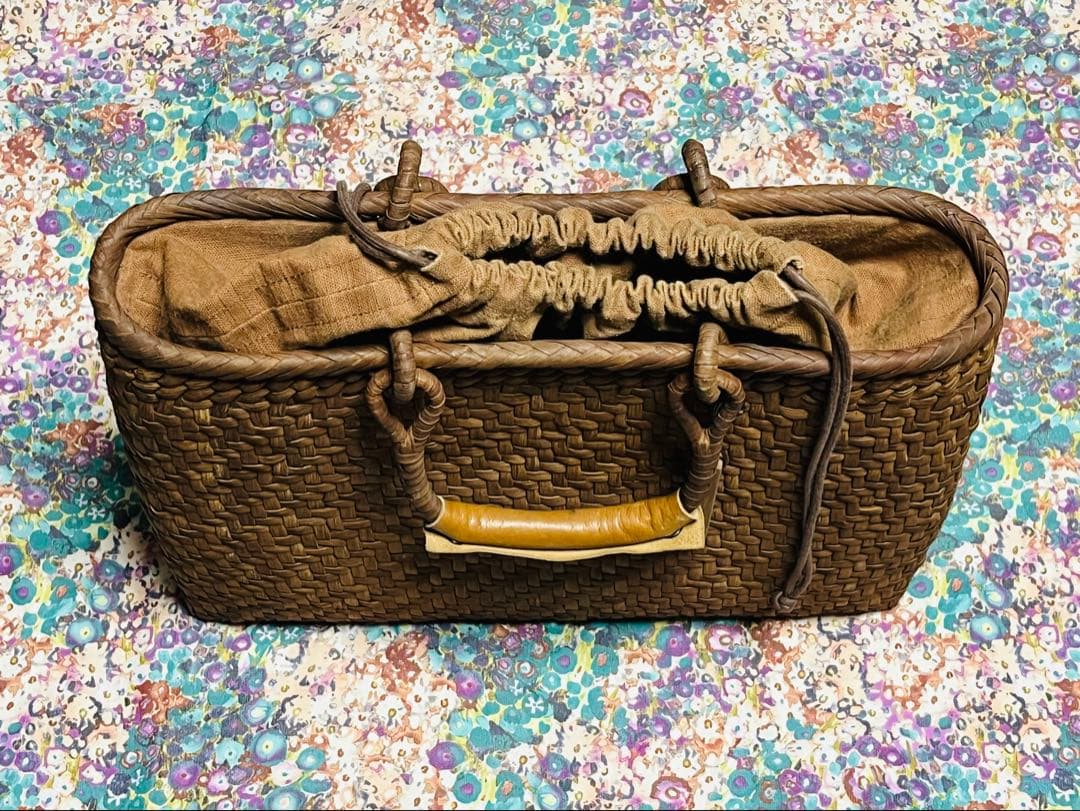 やまぶどう籠　柿渋布ふた付き