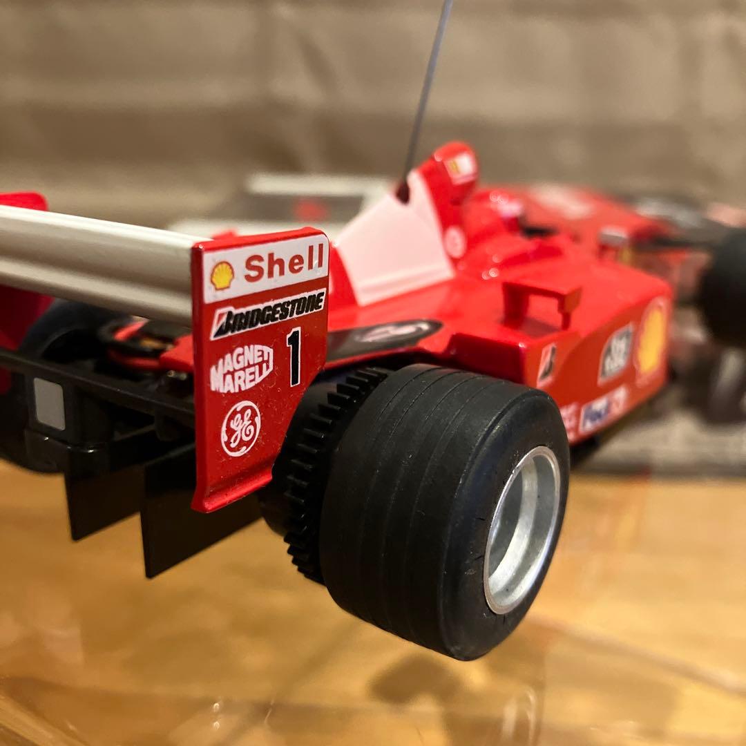 【絶版】京商ミニッツF-1 フェラーリF2001 レディセット