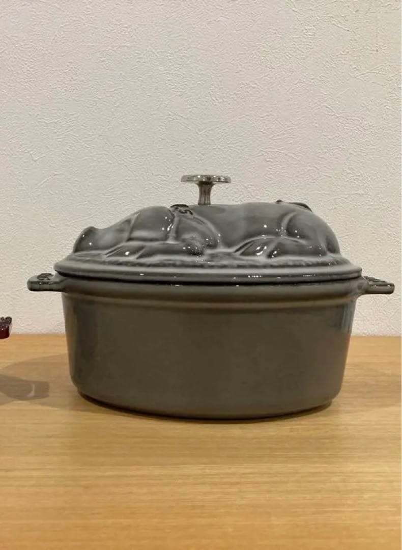 staub 旧ピギーココット　オーバル　17 レア　ストウブ