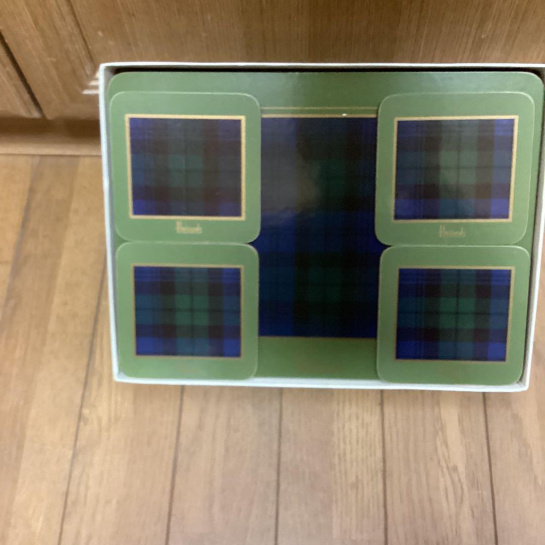 ハロッズナイトブリッジ　《テーブルマット４枚　コースター４枚》ハロッズより直輸入