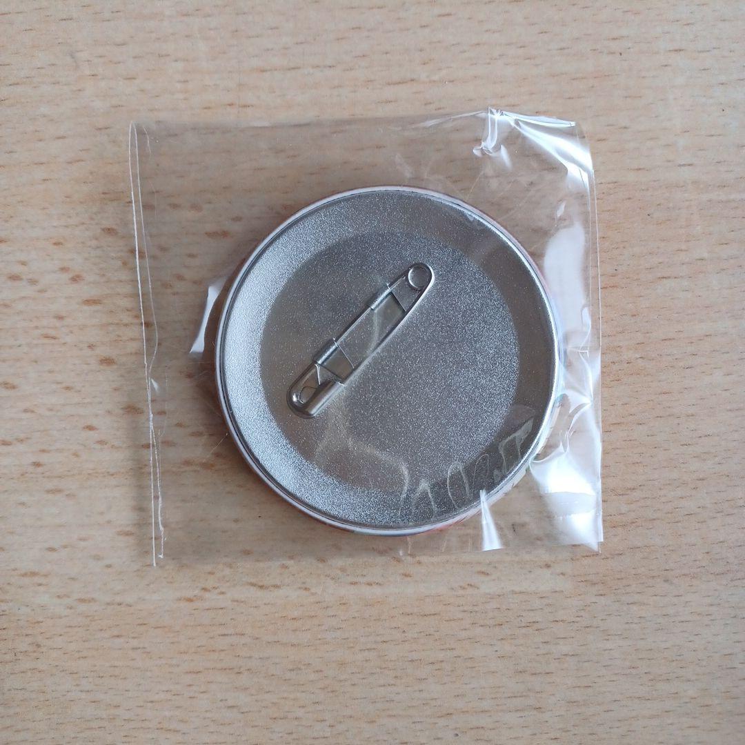 明星スバル 缶バッジ - メルカリ