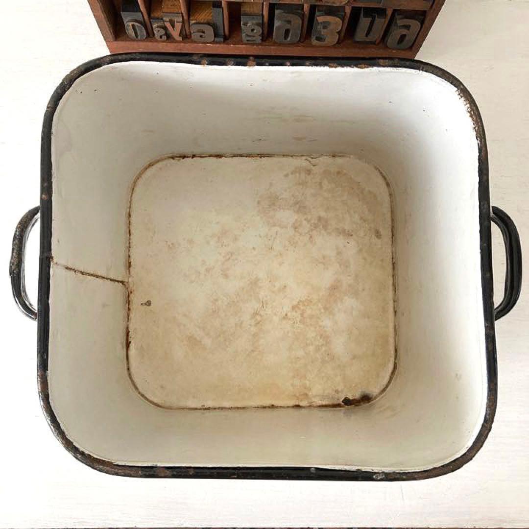 イギリスアンティーク☘️一斤用スモール ホーローBREAD ブレッド缶