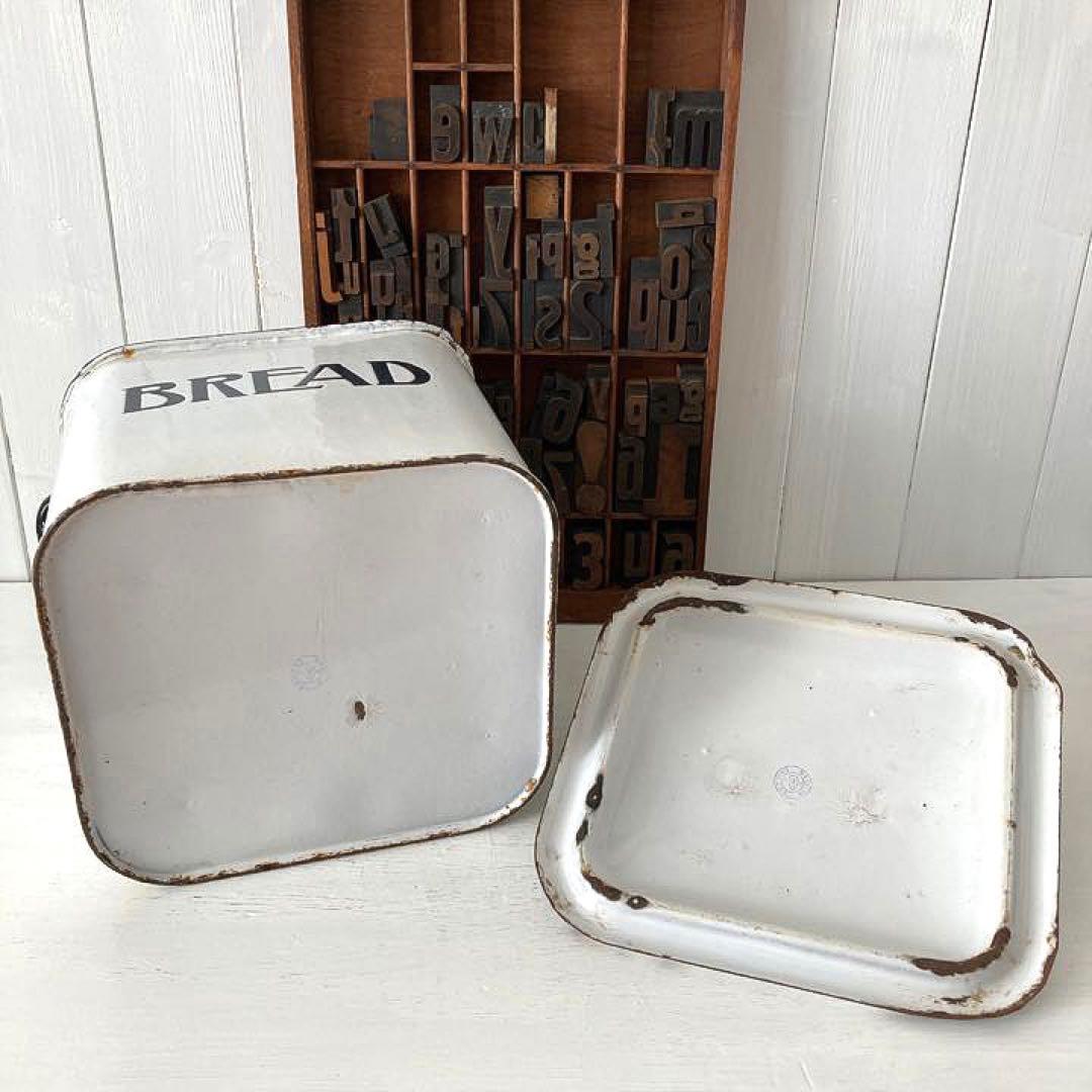 イギリスアンティーク☘️一斤用スモール ホーローBREAD ブレッド缶