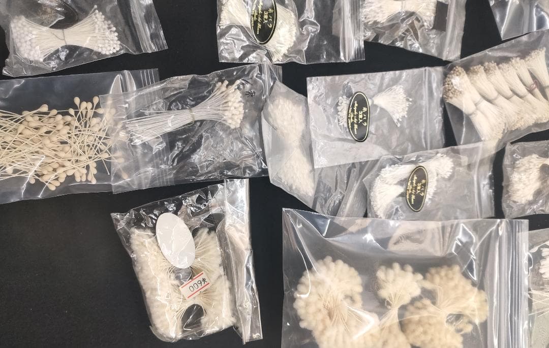 アートフラワー抜き弁　58袋まとめて　花弁深雪アート　白系ペップ　白系