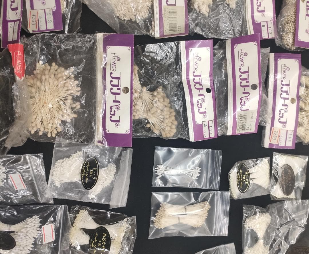 アートフラワー抜き弁　58袋まとめて　花弁深雪アート　白系ペップ　白系