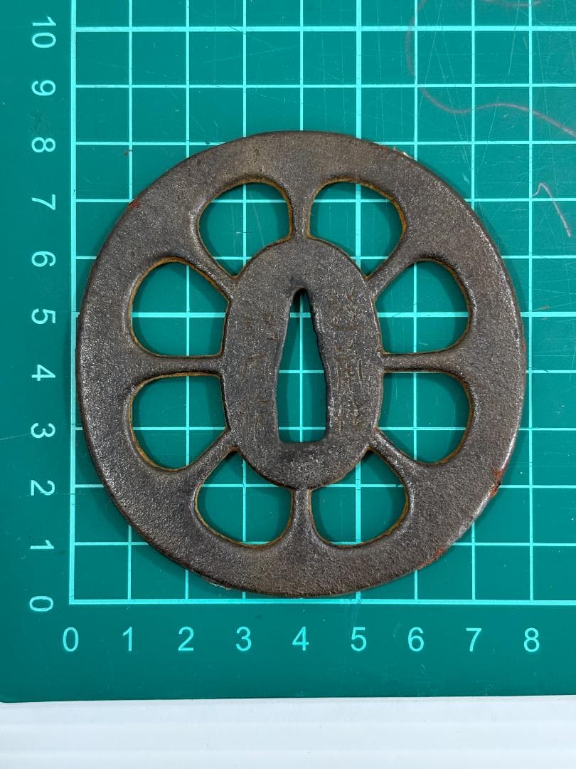 鍔(つば） 鉄製 越前住記内 日本刀 鶴 江戸 アンティーク - メルカリ