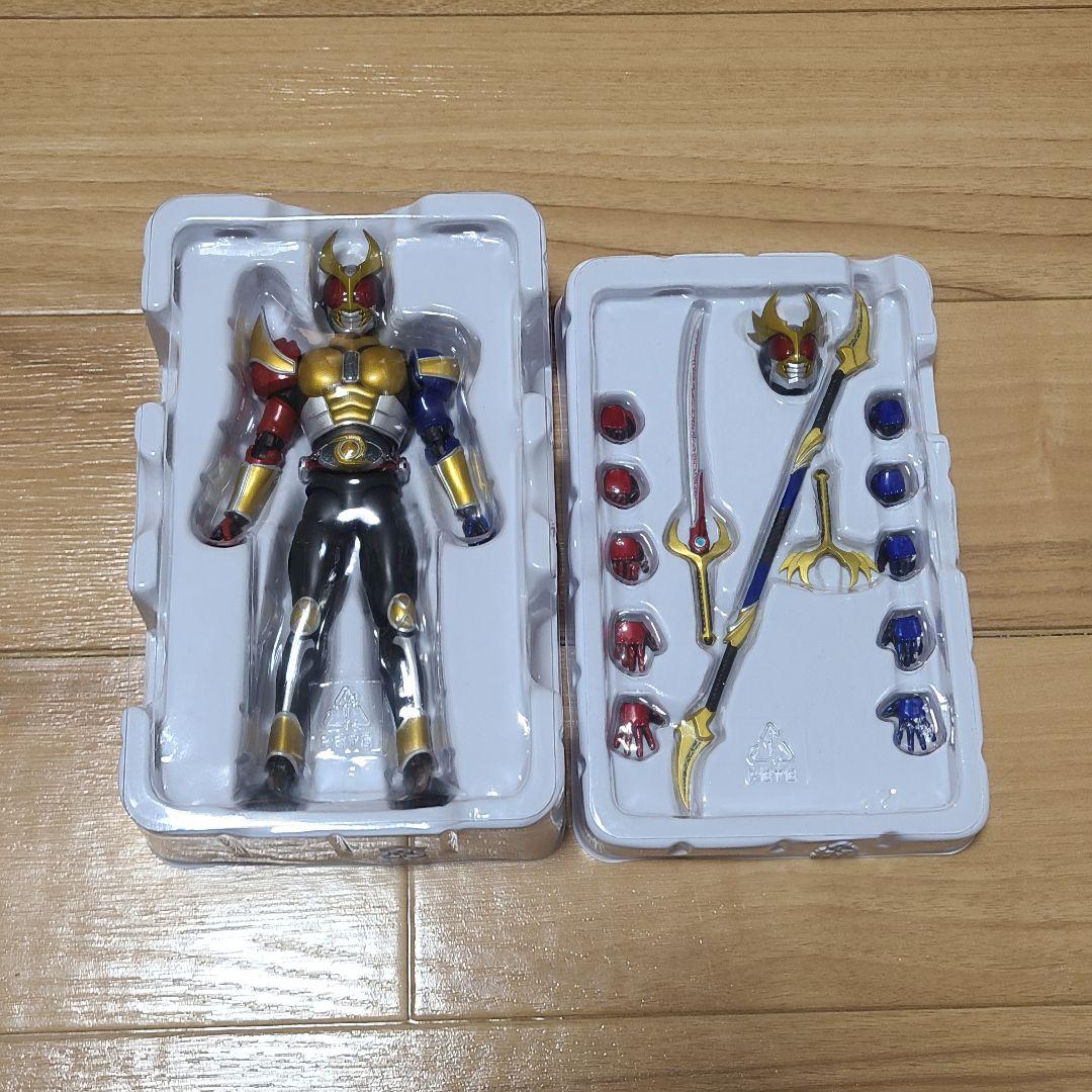 S.H.Figuarts（真骨彫製法) アギト トリニティフォーム