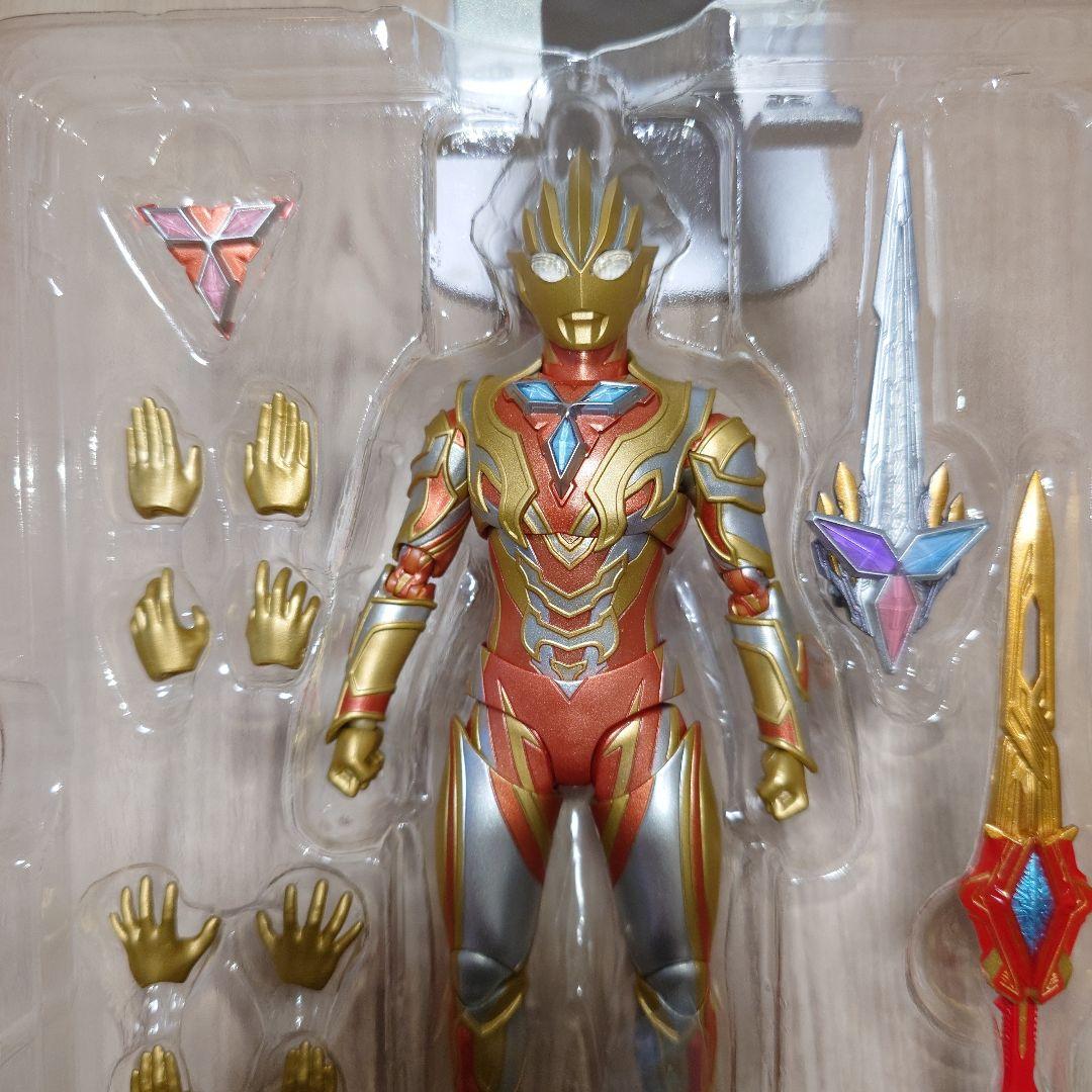 フィギュアーツ　グリッタートリガーエタニティ