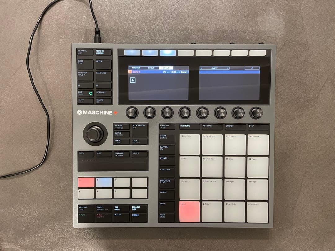 DTM・DAW NATIVE INSTRUMENTS MASCHINE +