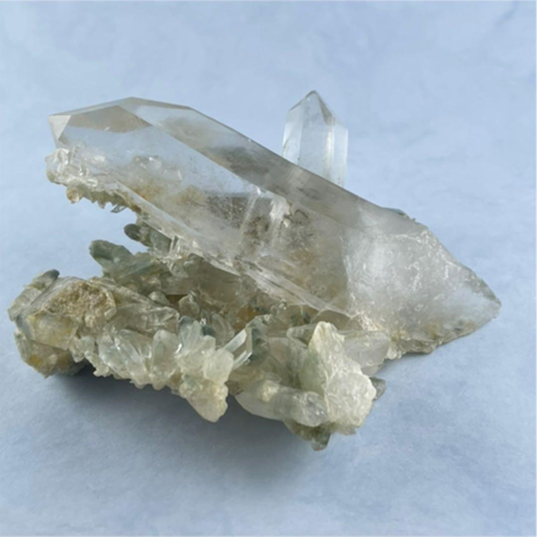 マニハール産ヒマラヤ水晶原石
