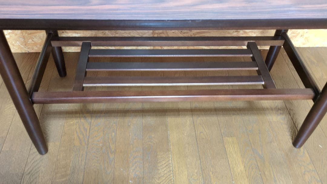 カリモク karimoku カフェ　テーブル 棚付き センター　テーブル