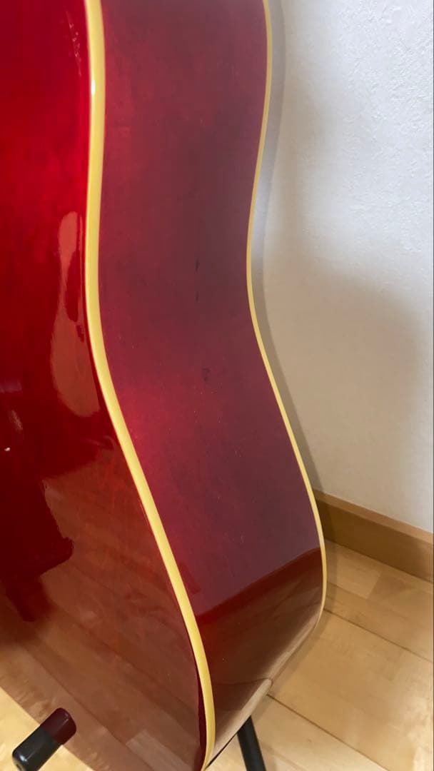 ほんり❣️美品Epiphone DOVE アコギター　ハードケース付